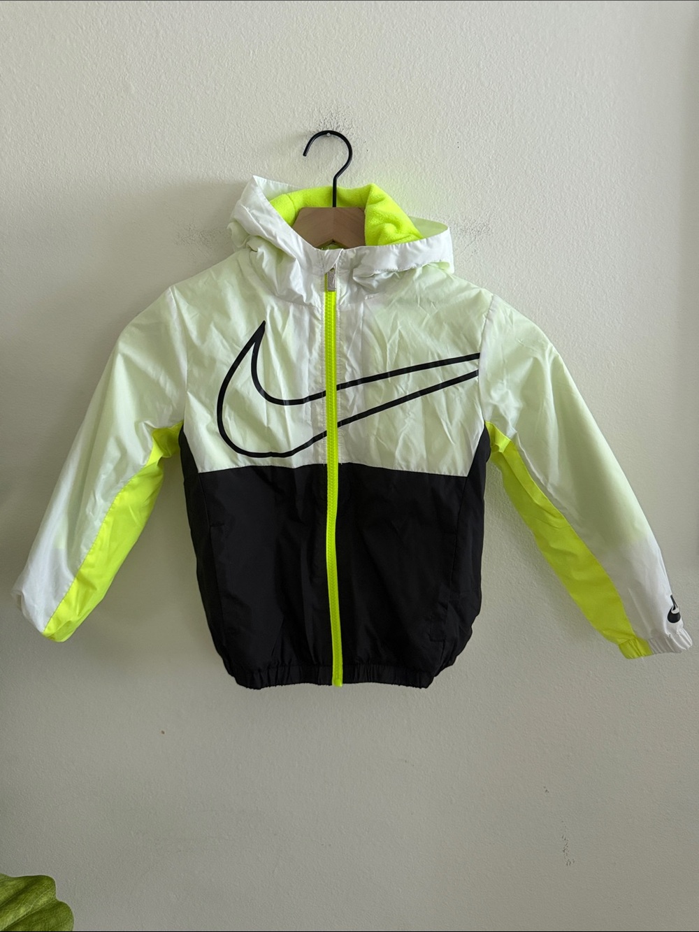 Nike Kids Hooded Colorblock Windbreaker Jacket - White/Black/Neon Yellow
